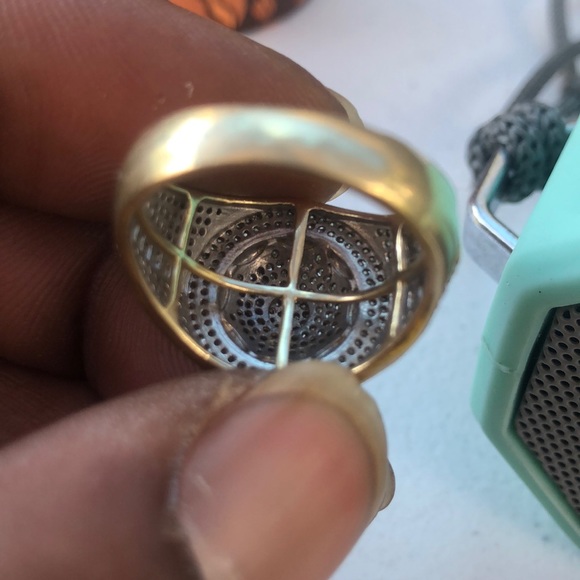 Diamond ring - Picture 2 of 3